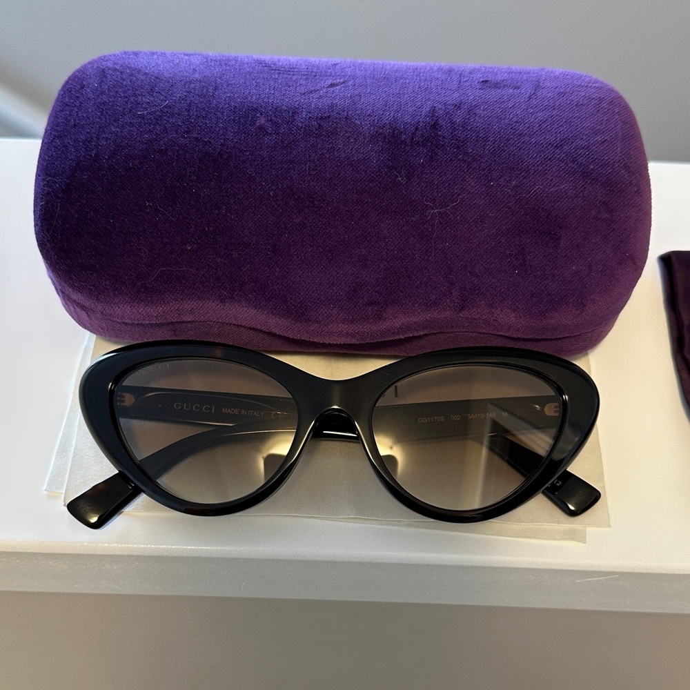 Gucci Black Cat-Eye Sunglasses with Purple Case